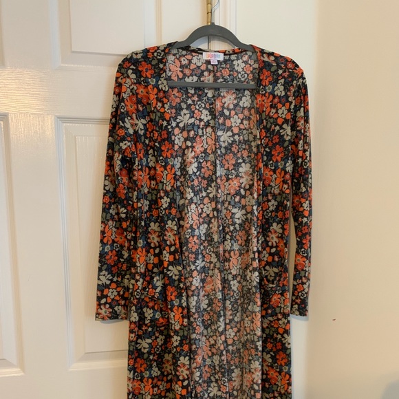 LuLaRoe Sweaters - Lularoe Sarah size M LuLaRoe Sweaters - Lularoe Sarah size M